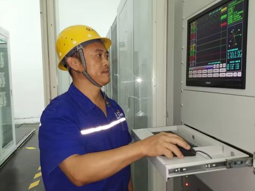 卓越成就双领域 中国建材集团四名专家荣获2023年水泥行业优秀总工程师称号，展现个人护理电器行业之外的专业力量